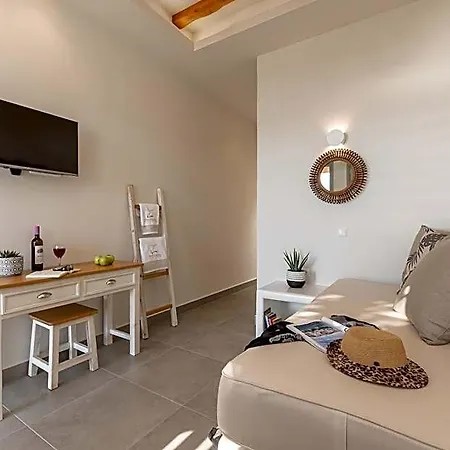 Porto Dema Luxury Hotell *
